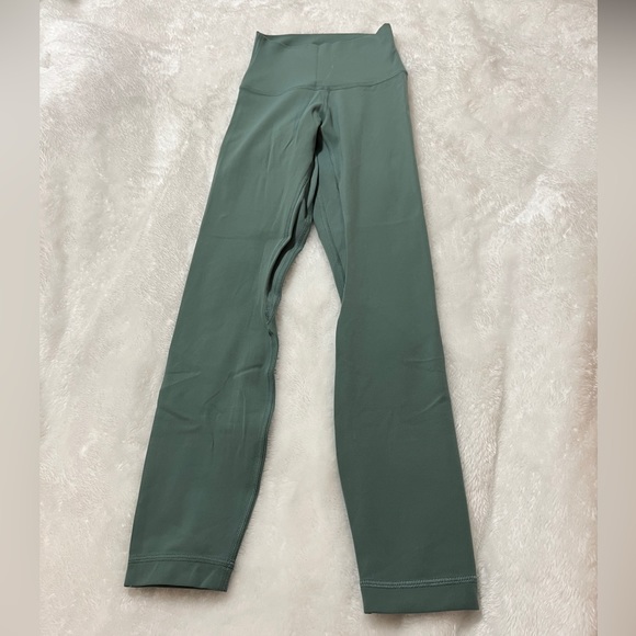 Sneak Peek! Lululemon Sale Size 0-4 All New-Like New Condition - Picture 8 of 12